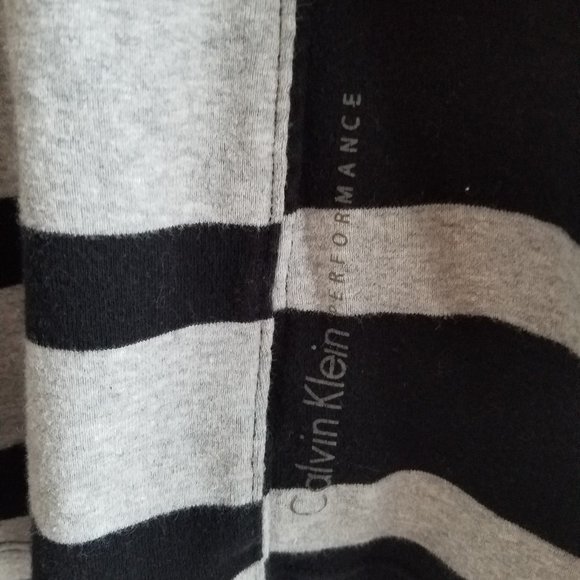 Performance Tee stripe V-Neck Shirt 3/4 sleeve - Picture 2 of 6